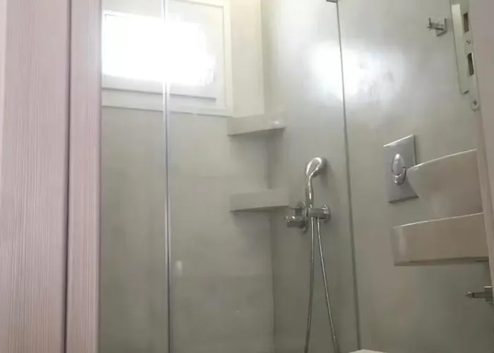 Апартаменты Barewake's Place 3 Cosy Perfect For Romantic Getaway By The Sea Алики